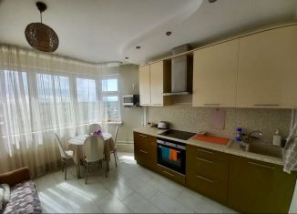 Продаю однокомнатную квартиру, 40.3 м2, Лобня, Физкультурная улица, 14