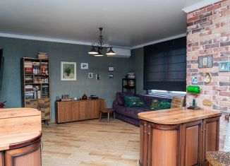 Продам 3-комнатную квартиру, 90 м2, Республика Башкортостан, Комсомольская улица, 105