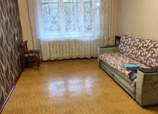 Сдам 2-комнатную квартиру, 62 м2, Йошкар-Ола, улица Свердлова, 49А, микрорайон Предзаводской