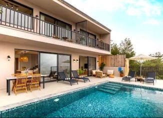 Продается дом, 190 м2, село Эстосадок, Берёзовая улица, 7/3