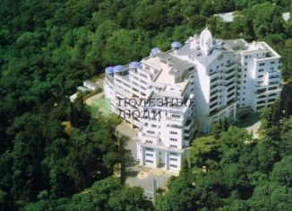 Продам 3-ком. квартиру, 222.5 м2, посёлок городского типа Гаспра, Севастопольское шоссе, 52П