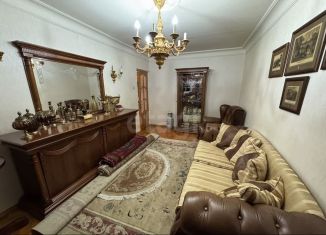 Продам трехкомнатную квартиру, 70 м2, Хасавюрт, улица Ломоносова, 28