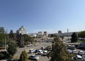 2-комнатная квартира на продажу, 76 м2, Горячий Ключ, улица Ленина, 194