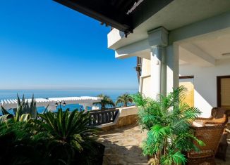 Продажа двухкомнатной квартиры, 74 м2, Сочи, улица Пирогова, 5/10, микрорайон Новый Сочи