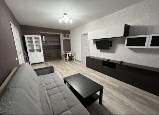 Продается 3-комнатная квартира, 70.8 м2, рабочий посёлок Краснообск, 2-й микрорайон, 232