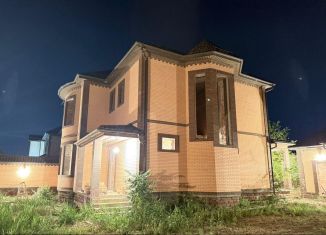 Продаю дом, 230 м2, Махачкала