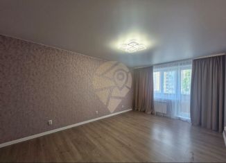 Продается однокомнатная квартира, 37 м2, Старый Оскол, микрорайон Юбилейный, 9