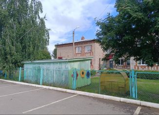 Продажа 2-комнатной квартиры, 52.3 м2, Янаул, Юбилейная улица, 5