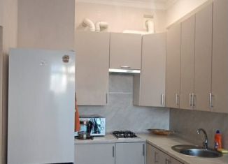 Продажа 2-комнатной квартиры, 32 м2, Сочи, улица Кирова, 35, микрорайон Центральный