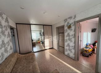 Продаю четырехкомнатную квартиру, 60 м2, Мелеуз, 32-й микрорайон, 9