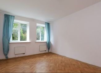 Продаю однокомнатную квартиру, 42.6 м2, Калининград, Осенняя улица, 24