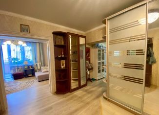 Продаю 2-комнатную квартиру, 78.5 м2, Псков, Красноармейская улица