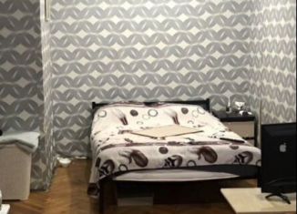 Продается 1-ком. квартира, 42 м2, Гатчина, проспект 25 Октября, 47