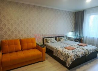 Сдаю в аренду 1-комнатную квартиру, 40 м2, Губкин, улица Воинов-Интернационалистов, 5