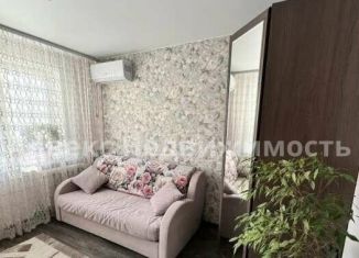 Продаю 1-комнатную квартиру, 32.9 м2, Тюмень, улица Мельникайте, 67