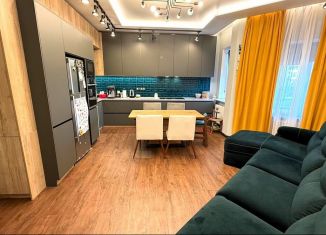 Продаю 3-ком. квартиру, 83.6 м2, деревня Митькино, Заречная улица, 4