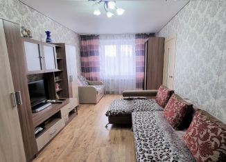 Продается 1-комнатная квартира, 32 м2, Челябинск, улица Габдуллы Тукая, 11