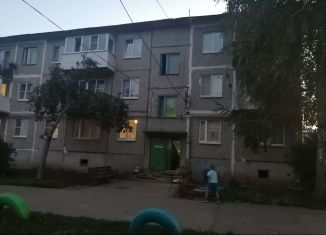 Продается 1-комнатная квартира, 32 м2, деревня Прокошево, улица Молькова, 33