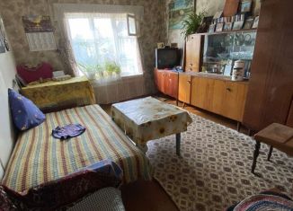 Продам 2-комнатную квартиру, 32 м2, поселок городского типа Ленинское, улица Нины Шумихиной