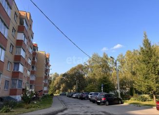 Продается двухкомнатная квартира, 48.8 м2, дачный посёлок Зеленоградский, улица Островского, 12