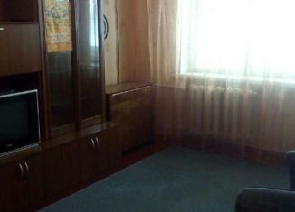 Продаю двухкомнатную квартиру, 51 м2, станица Медвёдовская, улица Ленина, 100А