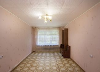 Продажа двухкомнатной квартиры, 43.9 м2, поселок городского типа Товарково, Центральная улица, 64