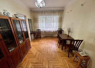 Продается трехкомнатная квартира, 52.3 м2, Ставрополь, улица Мира, 276А, микрорайон № 6