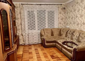 Сдаю двухкомнатную квартиру, 50 м2, Усть-Лабинск, улица Агаркова, 79
