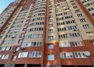 Продаю 2-ком. квартиру, 42.1 м2, Мытищи, Фабричная улица, 13