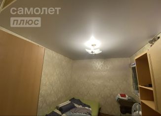 Продаю 2-комнатную квартиру, 39 м2, Ставрополь, улица Орджоникидзе, 10