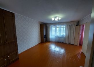 Продажа 3-ком. квартиры, 60.7 м2, Белорецк, улица С. Тюленина