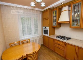 Продажа четырехкомнатной квартиры, 70.4 м2, Ульяновская область, улица Варейкиса, 8