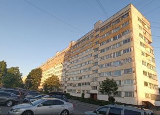 Продаю 3-комнатную квартиру, 62.5 м2, Санкт-Петербург, улица Пионерстроя