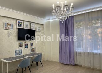 Сдается в аренду четырехкомнатная квартира, 114 м2, Москва, Киевская улица, 26, станция Кутузовская
