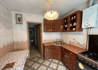 3-комнатная квартира в аренду, 55 м2, Новочеркасск, Севастопольская улица
