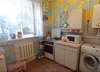 Продаю 3-комнатную квартиру, 42 м2, село Кочубеевское, улица Гагарина, 192