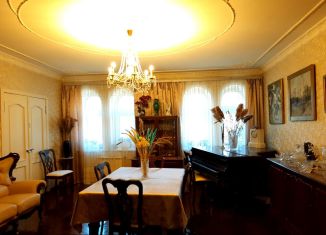 Продается четырехкомнатная квартира, 94.7 м2, Санкт-Петербург, улица Марата, 74, муниципальный округ Владимирский
