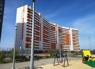 Продаю 2-ком. квартиру, 51 м2, Тюмень, улица Новосёлов, 113