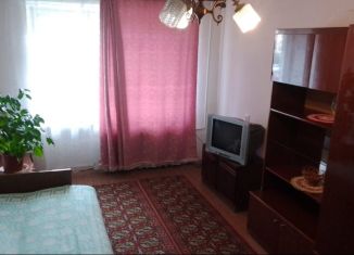 Сдам однокомнатную квартиру, 30 м2, Свердловская область, Выйская улица, 33