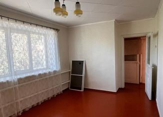 Продается двухкомнатная квартира, 45 м2, поселок Овощной, улица Мира, 14