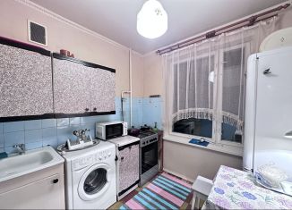 Сдается двухкомнатная квартира, 45 м2, Москва, улица Рогова, 5, улица Рогова