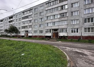 Продам 3-комнатную квартиру, 67 м2, Сясьстрой, Петрозаводская улица, 35