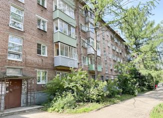 Продажа трехкомнатной квартиры, 55 м2, Ярославль, Угличская улица, 52