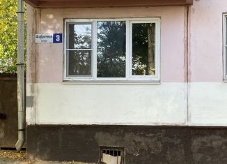 Продается 2-комнатная квартира, 42.1 м2, рабочий посёлок Калининец, Фабричная улица, 3