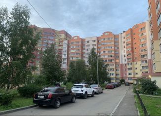 Продается трехкомнатная квартира, 89 м2, Ярославль, улица Батова, 14