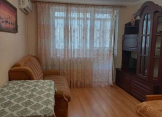 Аренда 2-комнатной квартиры, 45 м2, Феодосия, Советская улица, 15