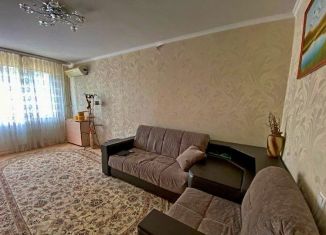 Продается 3-комнатная квартира, 68.1 м2, Белгородская область, улица Шаландина, 10