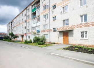 Продается двухкомнатная квартира, 48.2 м2, Заводоуковск, улица Комарова, 39
