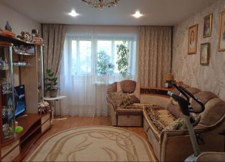 Продается 4-комнатная квартира, 90 м2, Тюмень, Вербная улица, 1