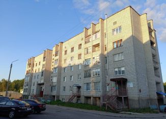 Продаю 1-ком. квартиру, 27.4 м2, Карелия, улица Строителей, 7